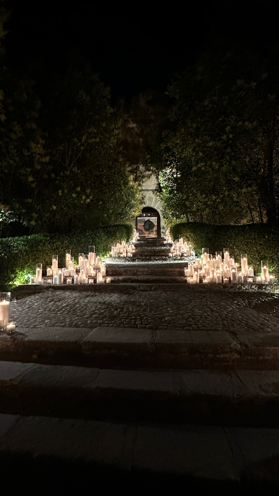 Boda en Castillo de Batres iluminada con velas