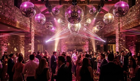 Fiesta y barra libre en una boda